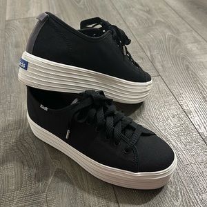 Keds platform women sneakers, like new, size 8.5